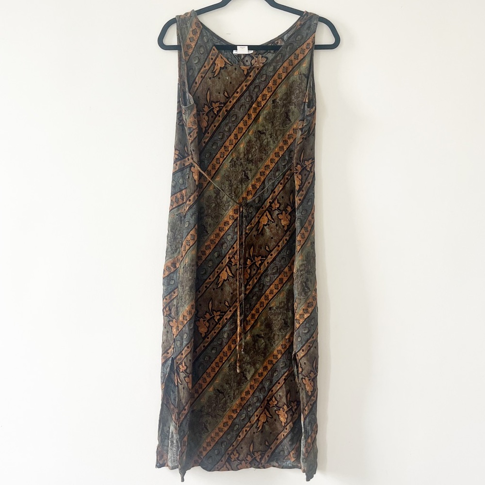 Vintage Patterned Midi Dress
